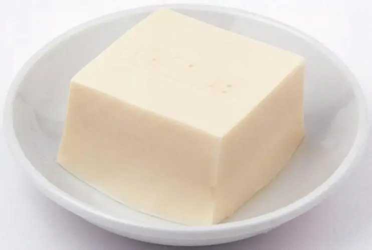 探索自動豆腐盒包裝機的無限可能，讓豆腐產(chǎn)業(yè)走向新的高度